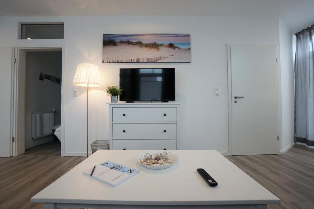 Deich Apartment Busum Exterior photo